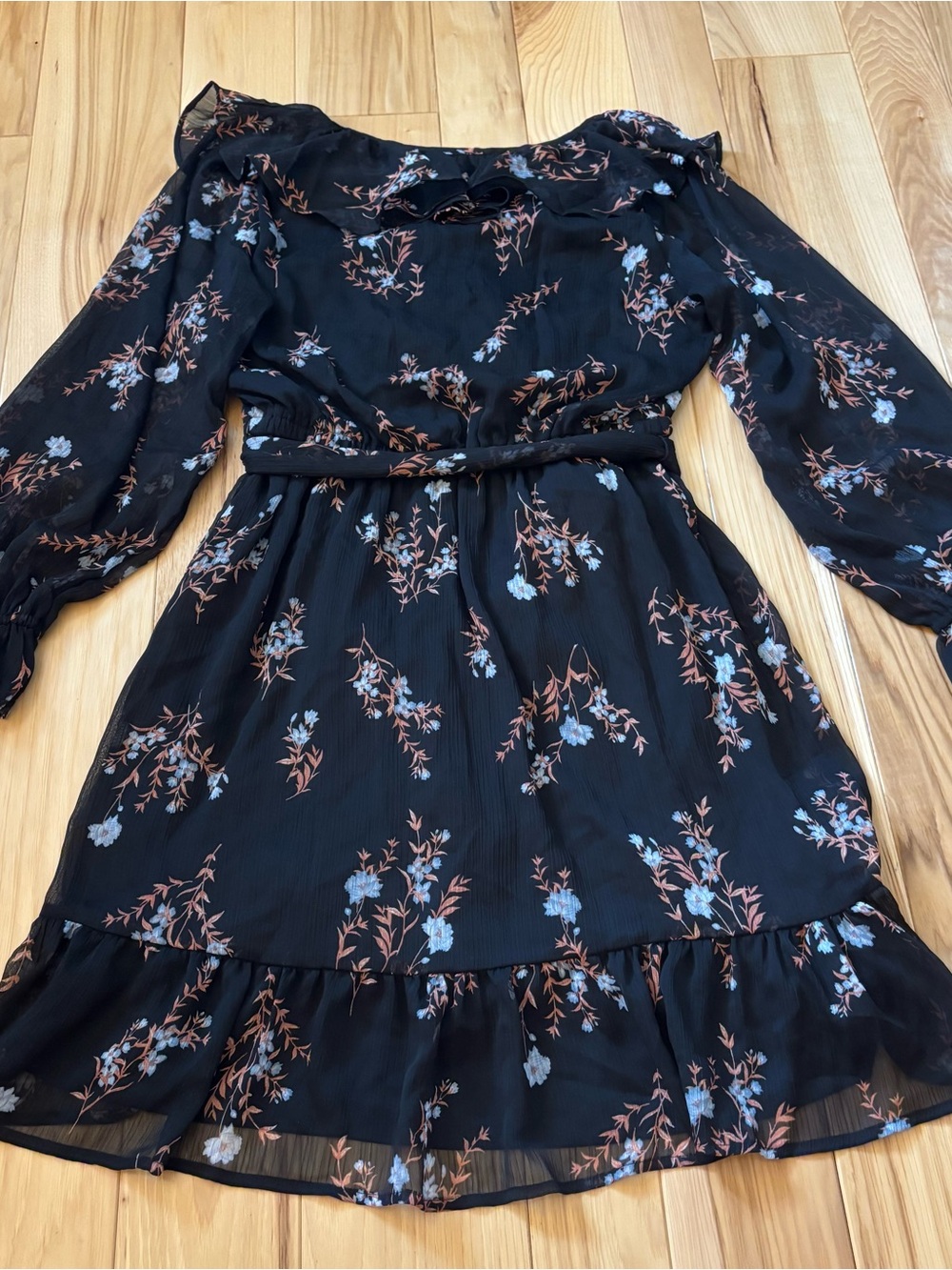 NEW LC Lauren Conrad Black Floral Ruffle Faux Wrap Style Dress - Picture 6 of 10